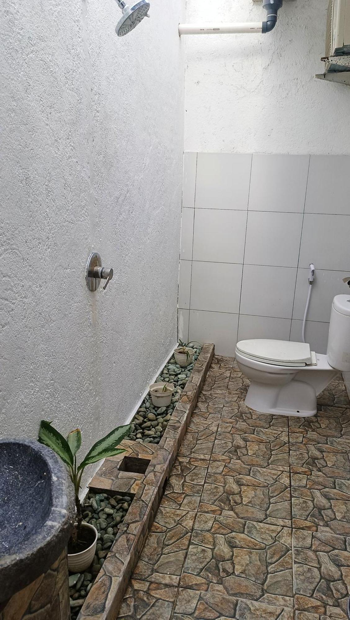 Tiga Spies Hostel Kuta  Kültér fotó